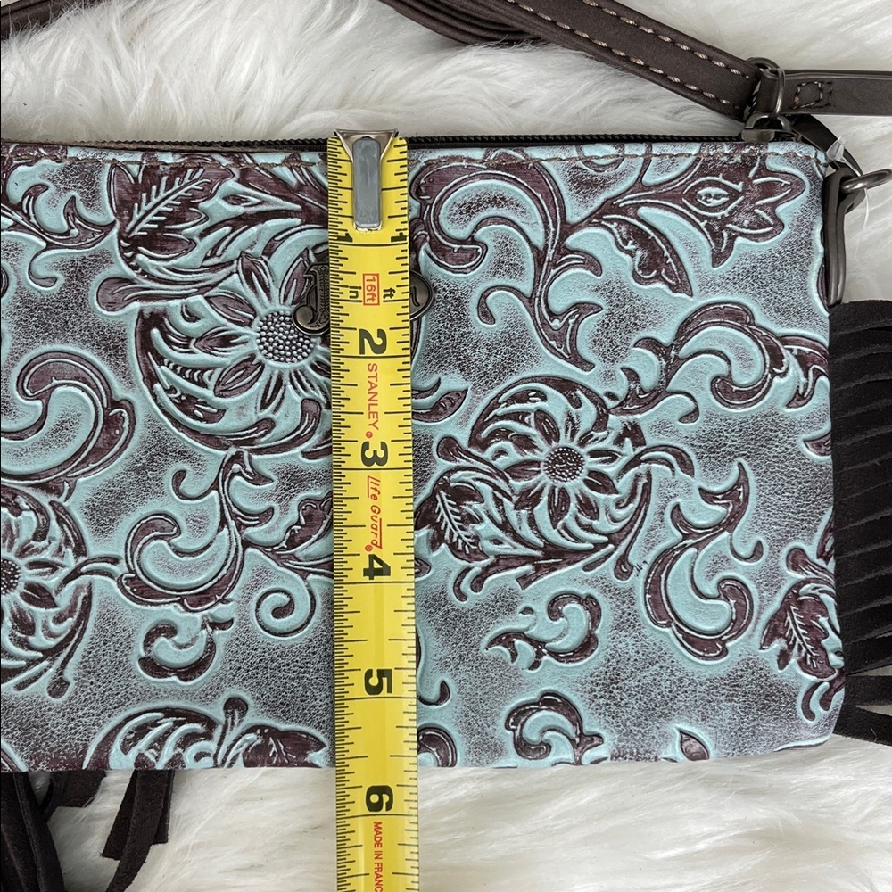 🆕 JUSTIN WOMEN'S CROSSBODY BAG TURQUOISE TOOLED SUNFLOWER PATTERN FRINGE - Picture 9 of 11